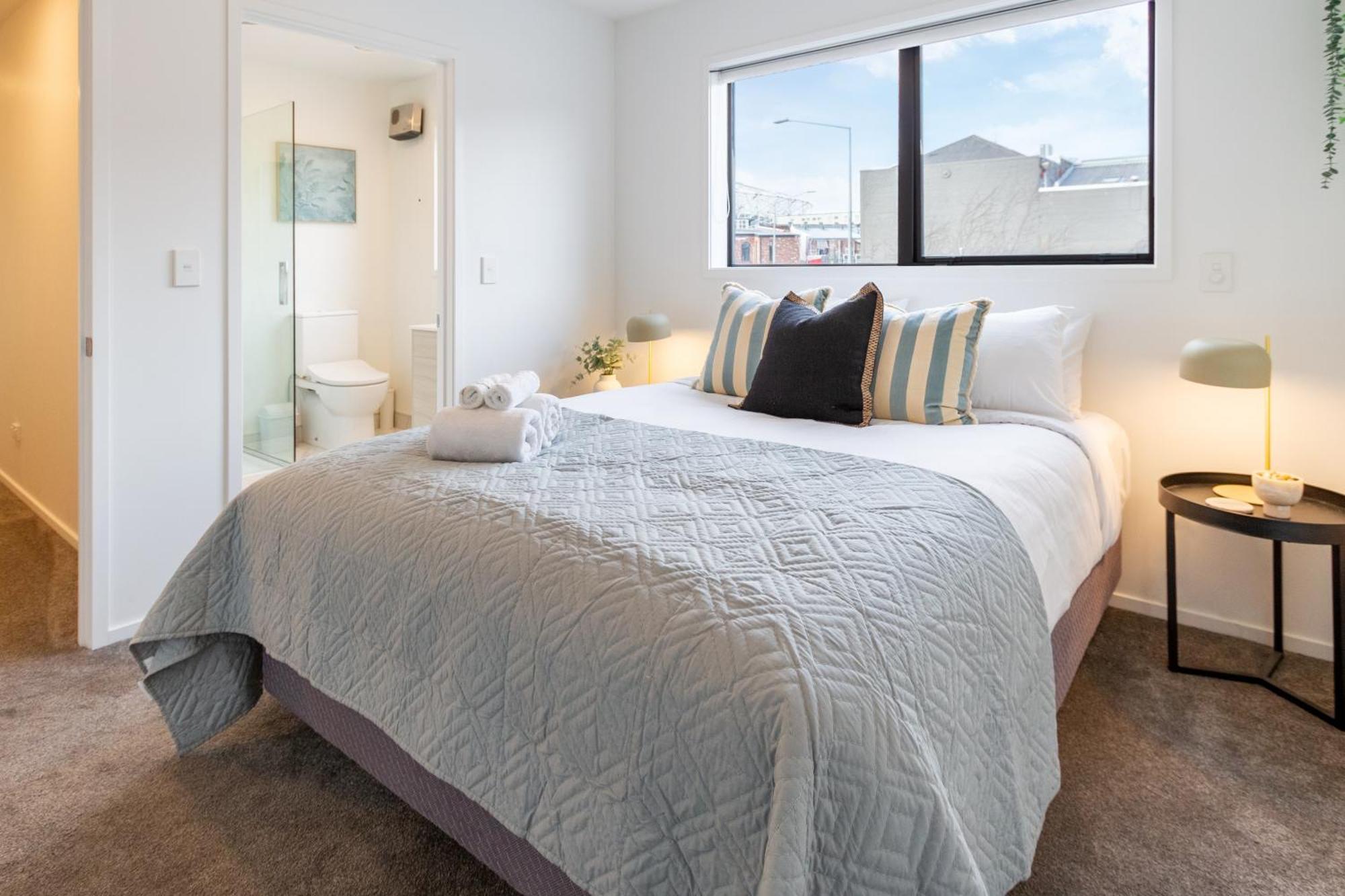 Stylish Central City Townhouse Next To Little High 크라이스트처치 외부 사진
