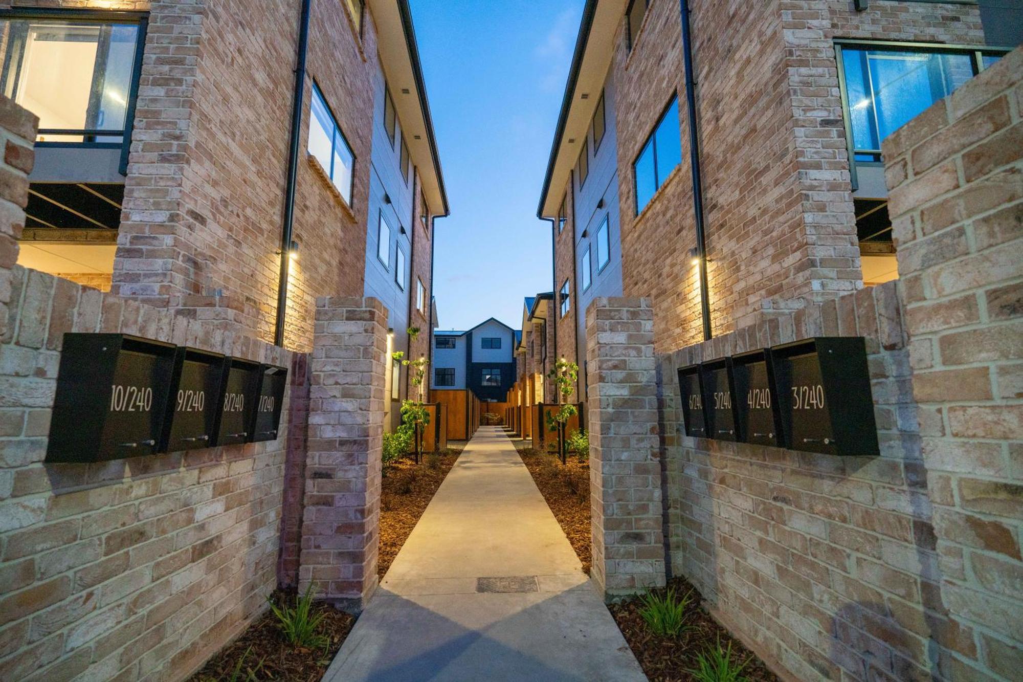 Stylish Central City Townhouse Next To Little High 크라이스트처치 외부 사진